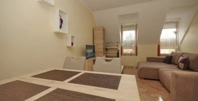 P�nk�sd (min. 2 �j)