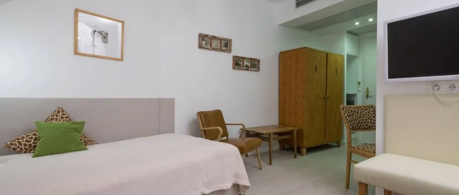 Szrcsa Hotel Szkesfehrvr