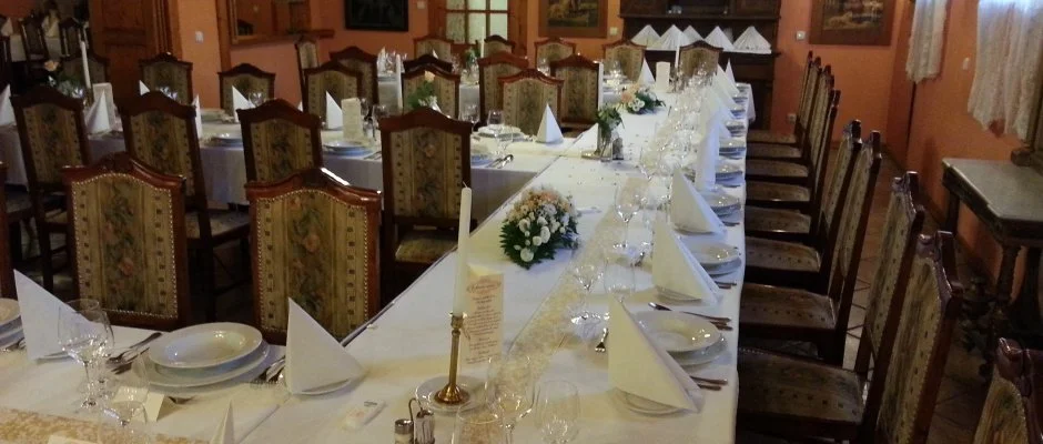 Szrcsa Hotel Szkesfehrvr