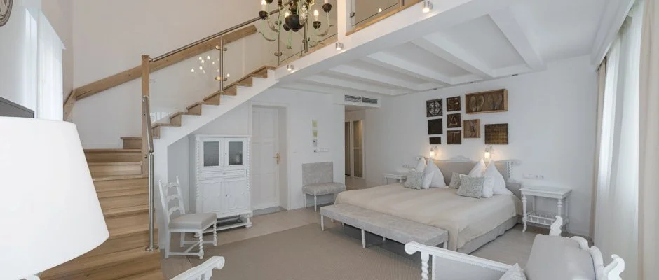 Szrcsa Hotel Szkesfehrvr