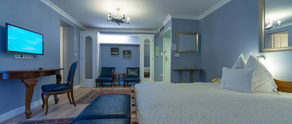 Szrcsa Hotel Szkesfehrvr