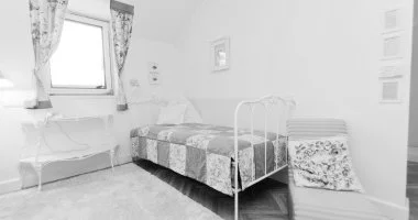 M�jus 1. (min. 2 �j)