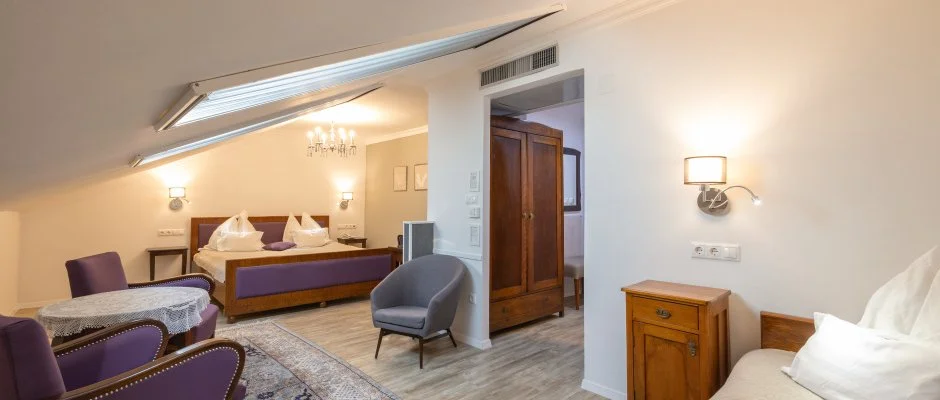 Szrcsa Hotel Szkesfehrvr