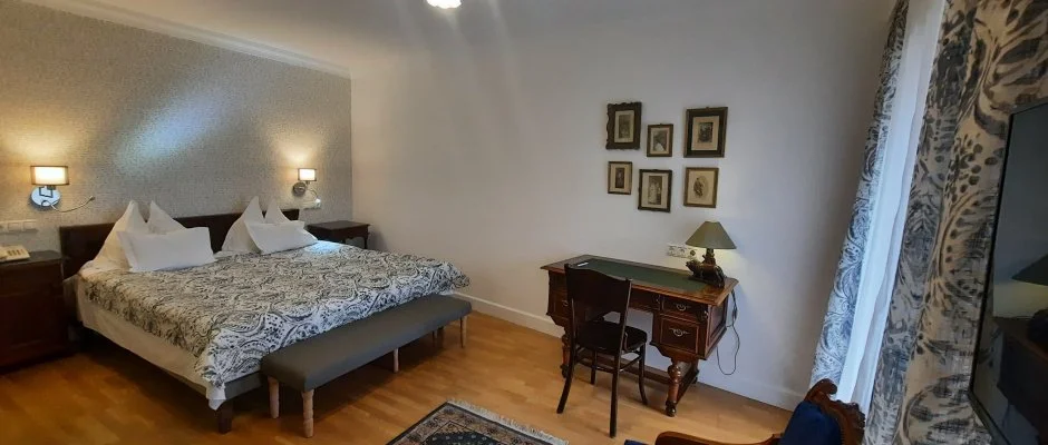 Szrcsa Hotel Szkesfehrvr