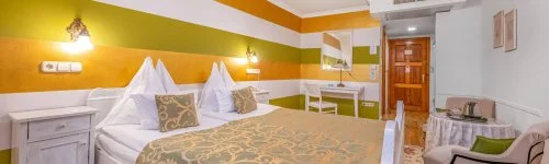 Szárcsa Hotel