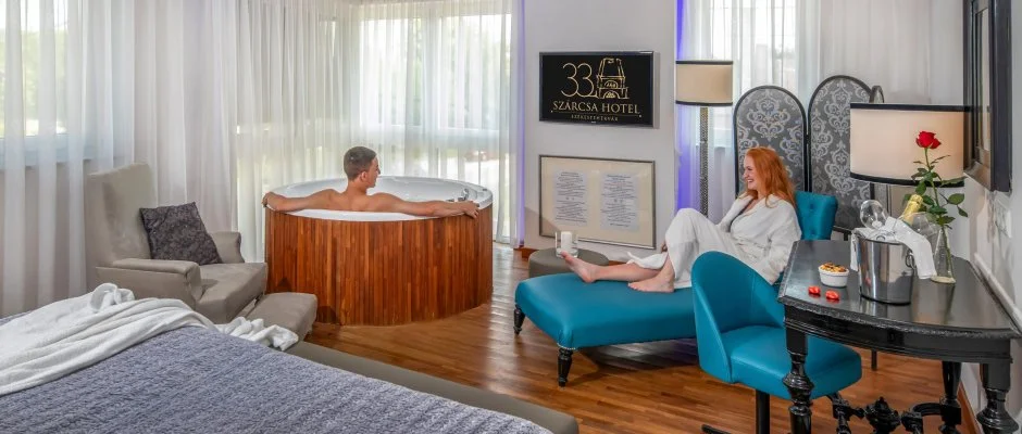 Sz�rcsa Hotel Sz�kesfeh�rv�r