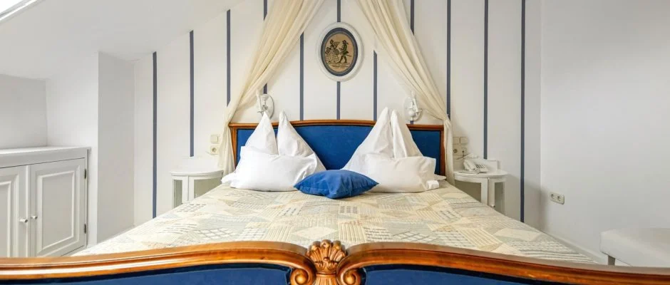 Sz�rcsa Hotel Sz�kesfeh�rv�r