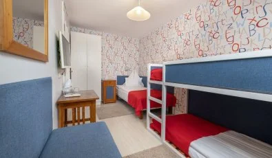 Sz�rcsa Hotel Sz�kesfeh�rv�r