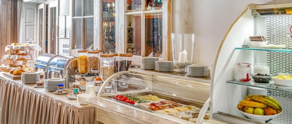 Sz�rcsa Hotel Sz�kesfeh�rv�r