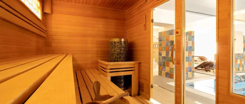 Sz�rcsa Hotel Sz�kesfeh�rv�r