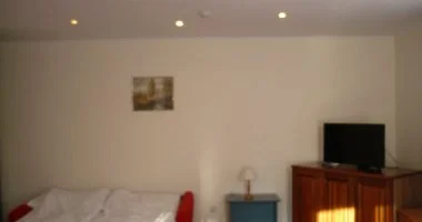 Október 23. (min. 2 éj)