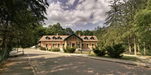 Szent Hubertus Panzió Parádsasvár