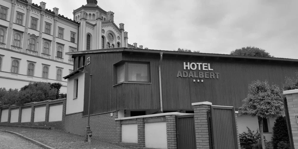 Hotel Adalbert - Boldog Meszl�nyi Zolt�n H�z Esztergom