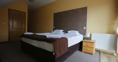 Május 1. (min. 2 éj)