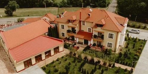Szerencsemák Panzió Kehidakustány