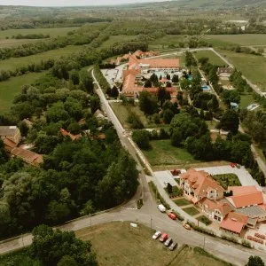  Kehidakustány - Augusztus 20. (min. 2 éj)