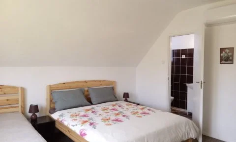 Szieszta Apartman Agárd - Napi ár önellátással