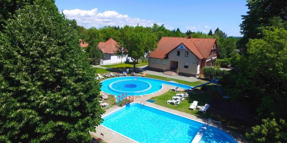 Wellness Hotel Szindb�d Balatonszemes