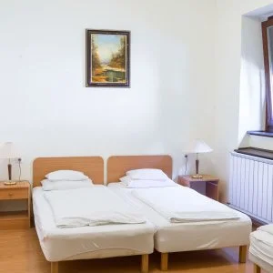  Balatonszemes - Napi árak félpanziós ellátással (1 éjtől)