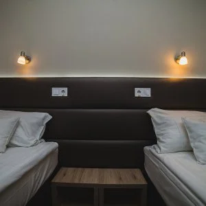 Sztár Motel és Étterem Balassagyarmat - Október 23. 