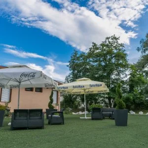 Sztár Motel és Étterem Balassagyarmat - Húsvét 