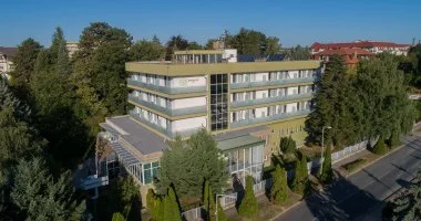 Kar�csony (min. 2 �j)