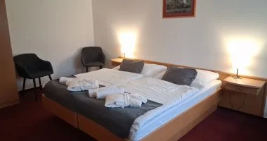 F�lpanzi�s aj�nlat (1 �jt�l)