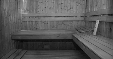 M�jus 1. (min. 2 �j)