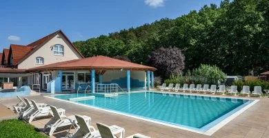 Kedvezm�nyes �r 3 �jszak�t�l f�lpanzi�val (min. 3 �j)