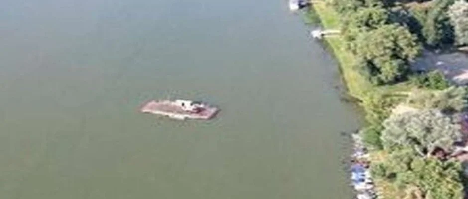 Tiszacsegei Halszcsrda s Panzi Tiszacsege