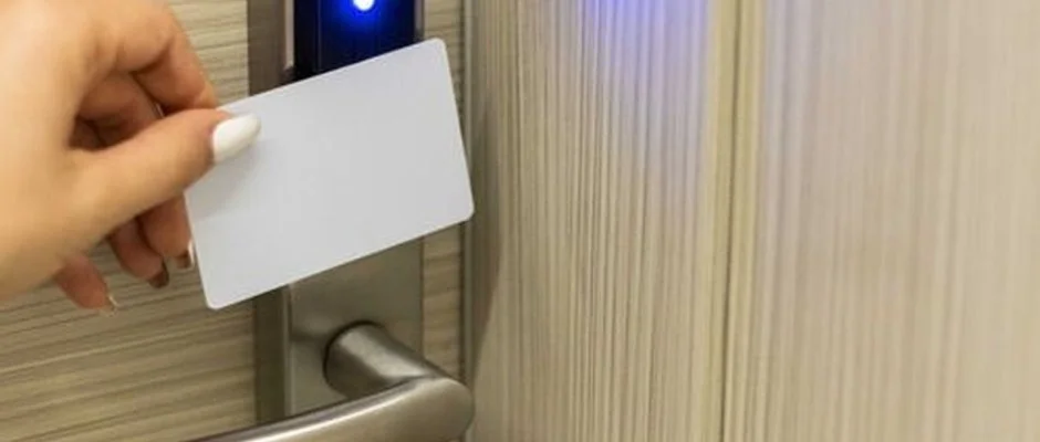 Tiszacsegei Halszcsrda s Panzi Tiszacsege