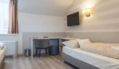 Tiszacsegei Halszcsrda s Panzi Tiszacsege