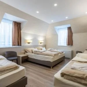  Tiszacsege - Két ünnep között