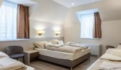 Tiszacsegei Halszcsrda s Panzi Tiszacsege