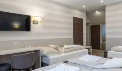 Tiszacsegei Halszcsrda s Panzi Tiszacsege