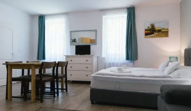 T-Part Panzi & Rendezvnykzpont Kszeg