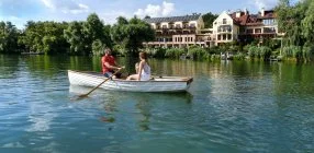 T� Wellness Hotel - Augusztus 20 - hossz� h�tv�ge