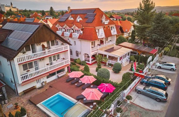 Tokajer Wellness Panzi� Keszthely