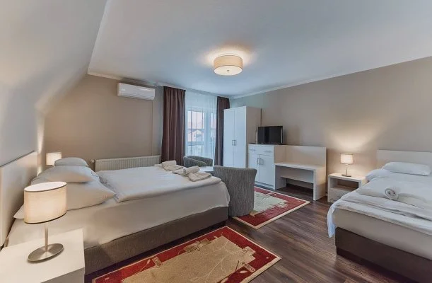 Tokajer Wellness Panzi� Keszthely