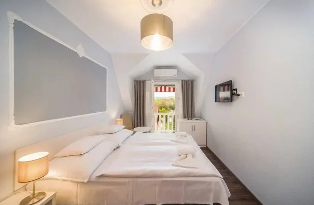 Tokajer Wellness Panzi� Keszthely