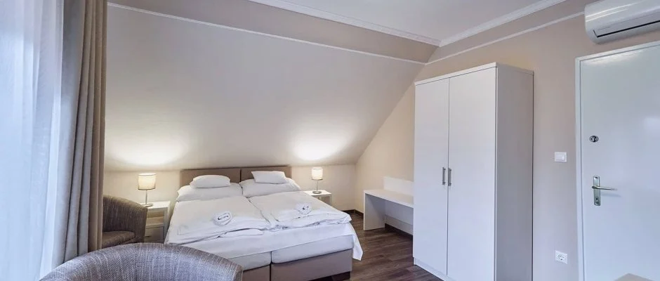 Tokajer Wellness Panzi� Keszthely