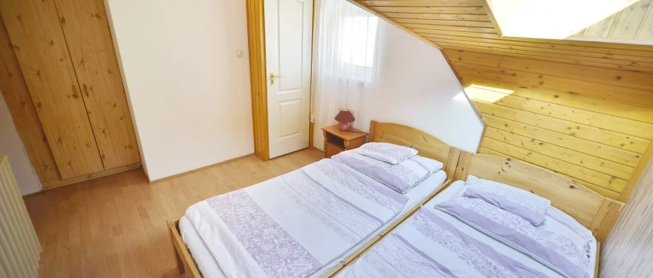 Tókert Fogadó Nagymányok