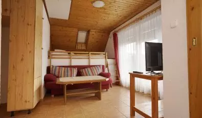Tókert Fogadó Nagymányok