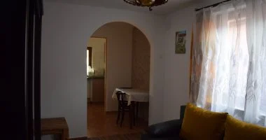 - Október 23.