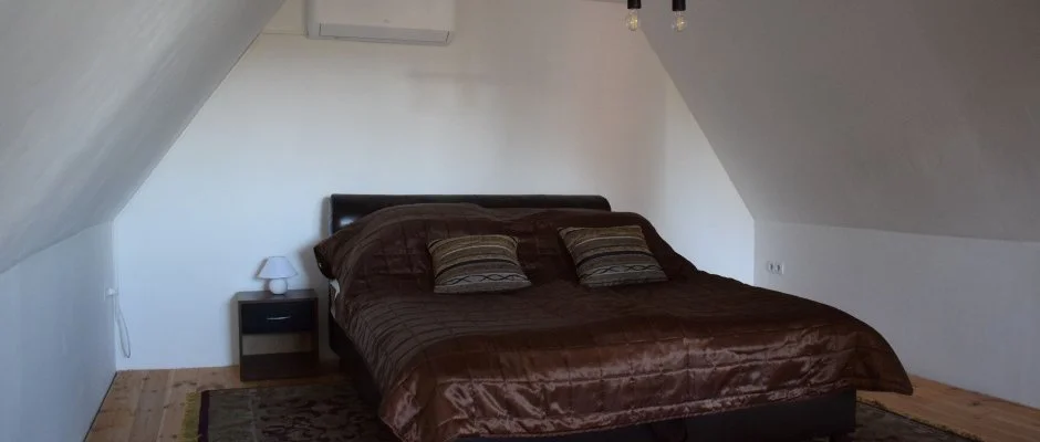 T�csi lak Szigetszentm�rton