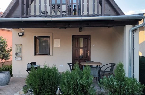 T�csi lak Szigetszentm�rton