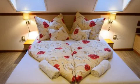 Tulipán Vendégház Örvényes - Október 23.