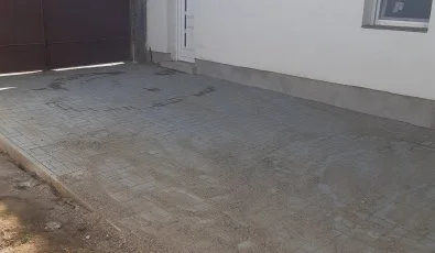 Tulip�nos Vend�gh�z �r