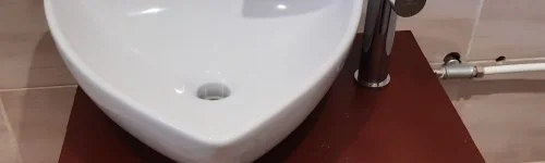 Tulip�nos Vend�gh�z 