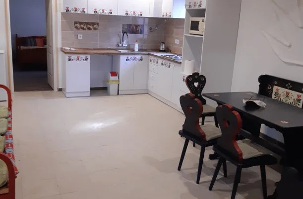 Tulip�nos Vend�gh�z �r